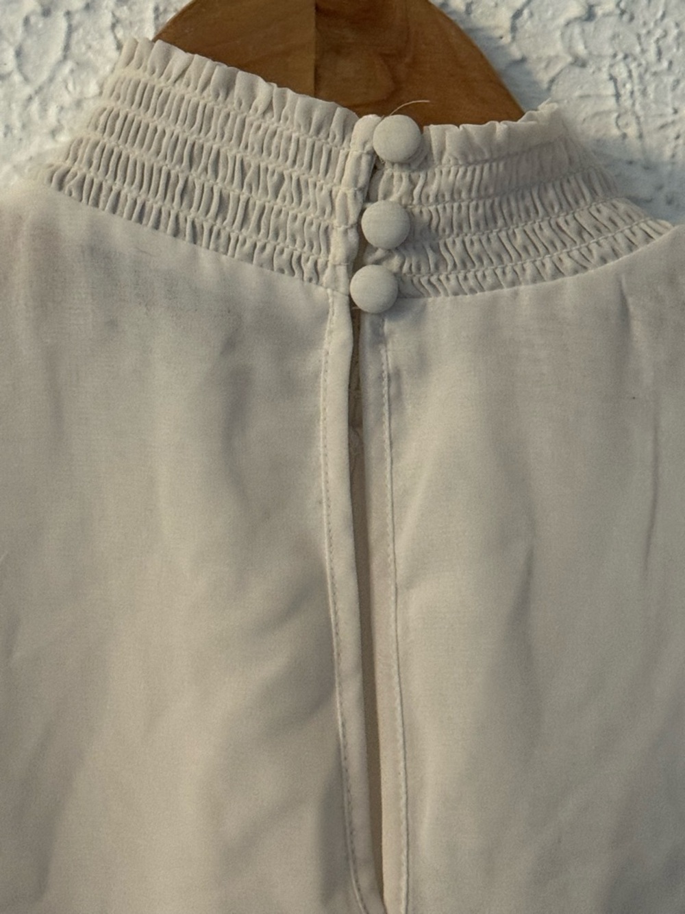 Ann Taylor Factory Cream Smocked Neck Sleeveless Top - Picture 4 of 7